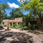 Historic Garden Retreat Holiday home