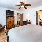Historic Garden Retreat