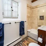 Historic Garden Retreat Holiday home