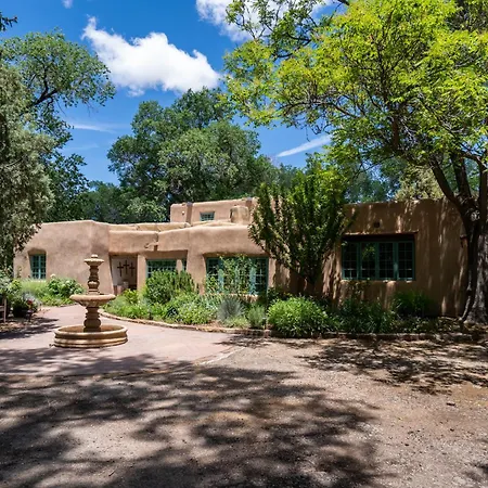 Historic Garden Retreat Holiday home