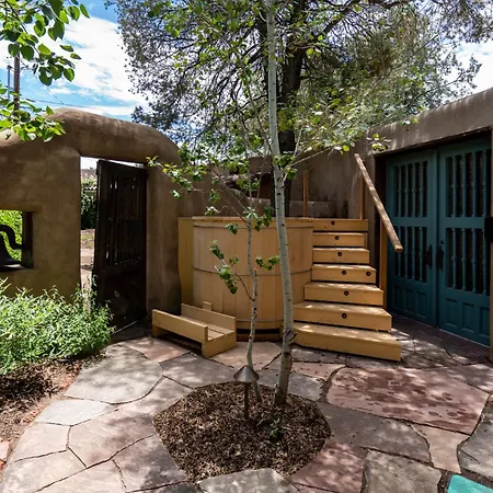 Historic Garden Retreat Santa Fe
